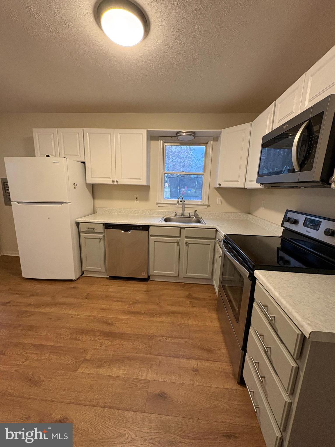 39564 POTOMAC AVENUE