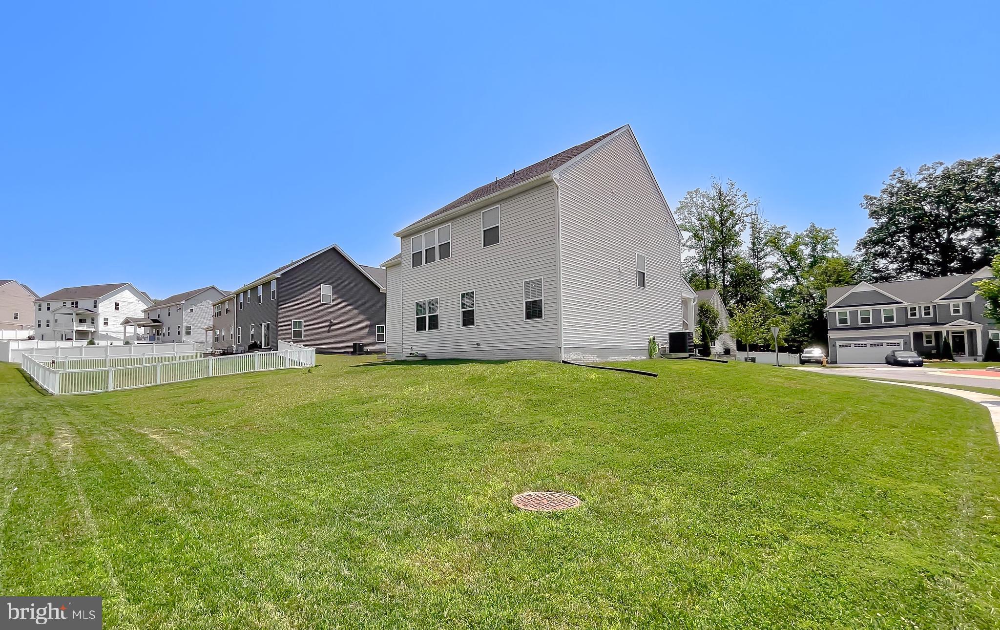 HERITAGE WOODS - Residential