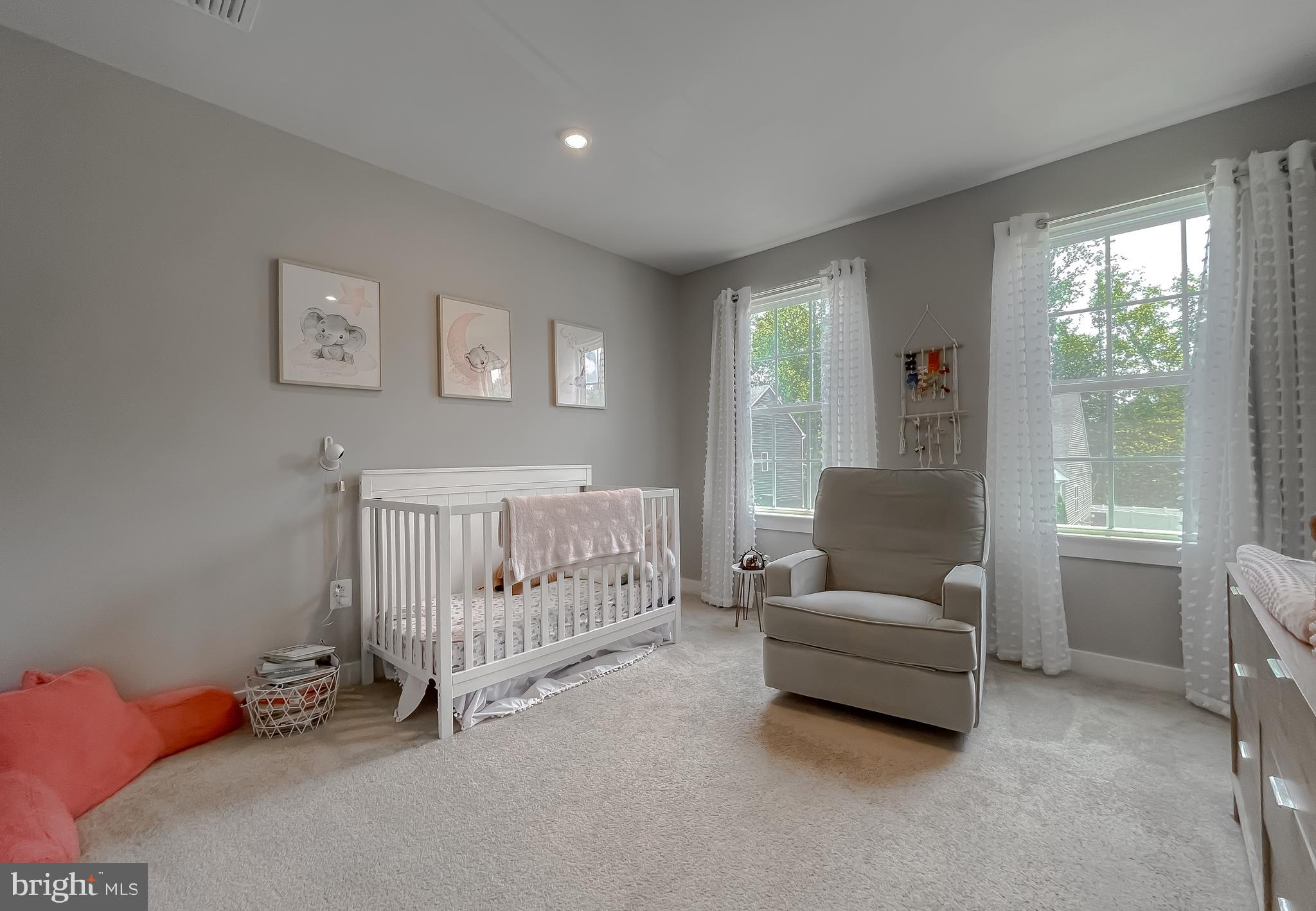 HERITAGE WOODS - Residential