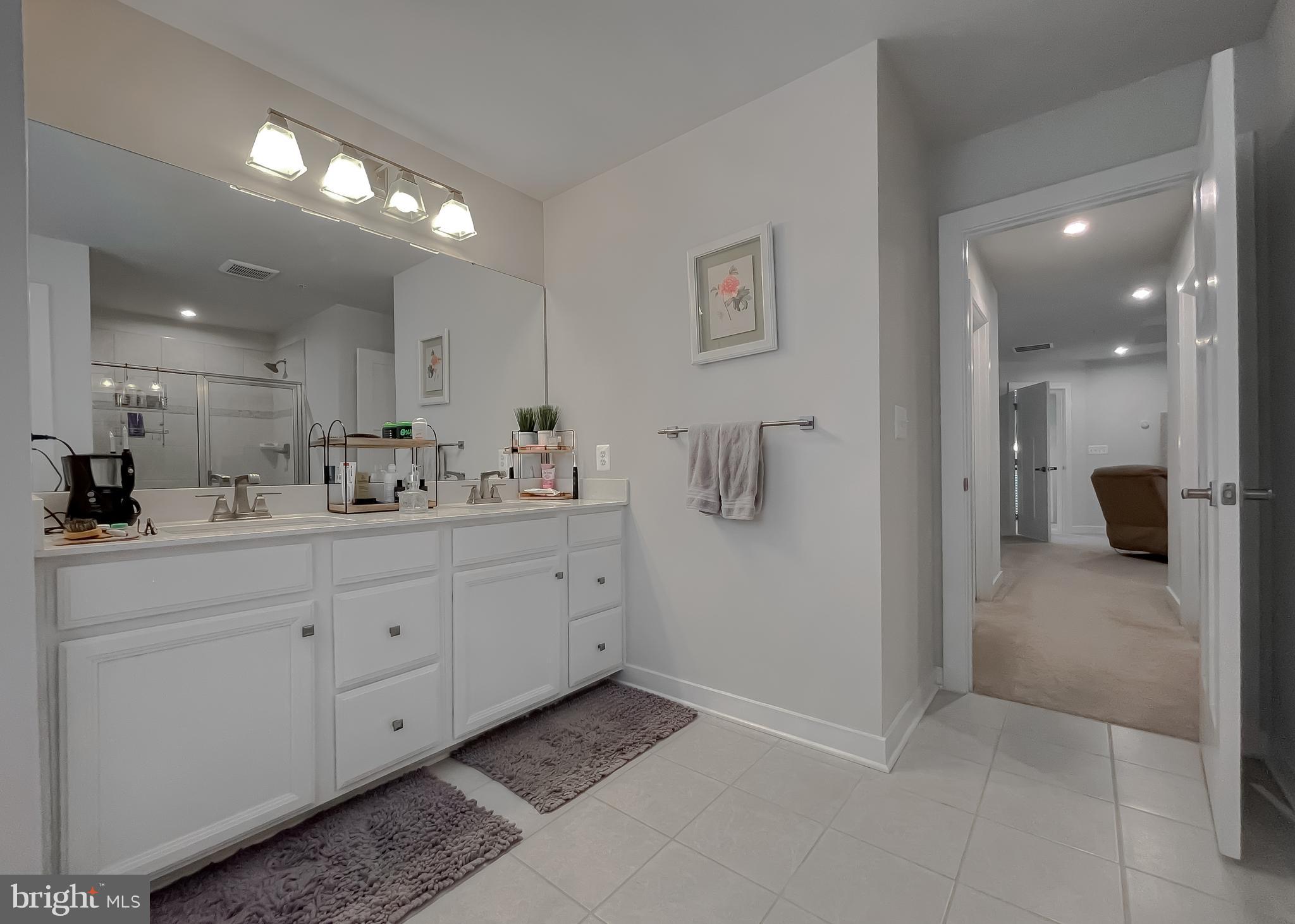 HERITAGE WOODS - Residential