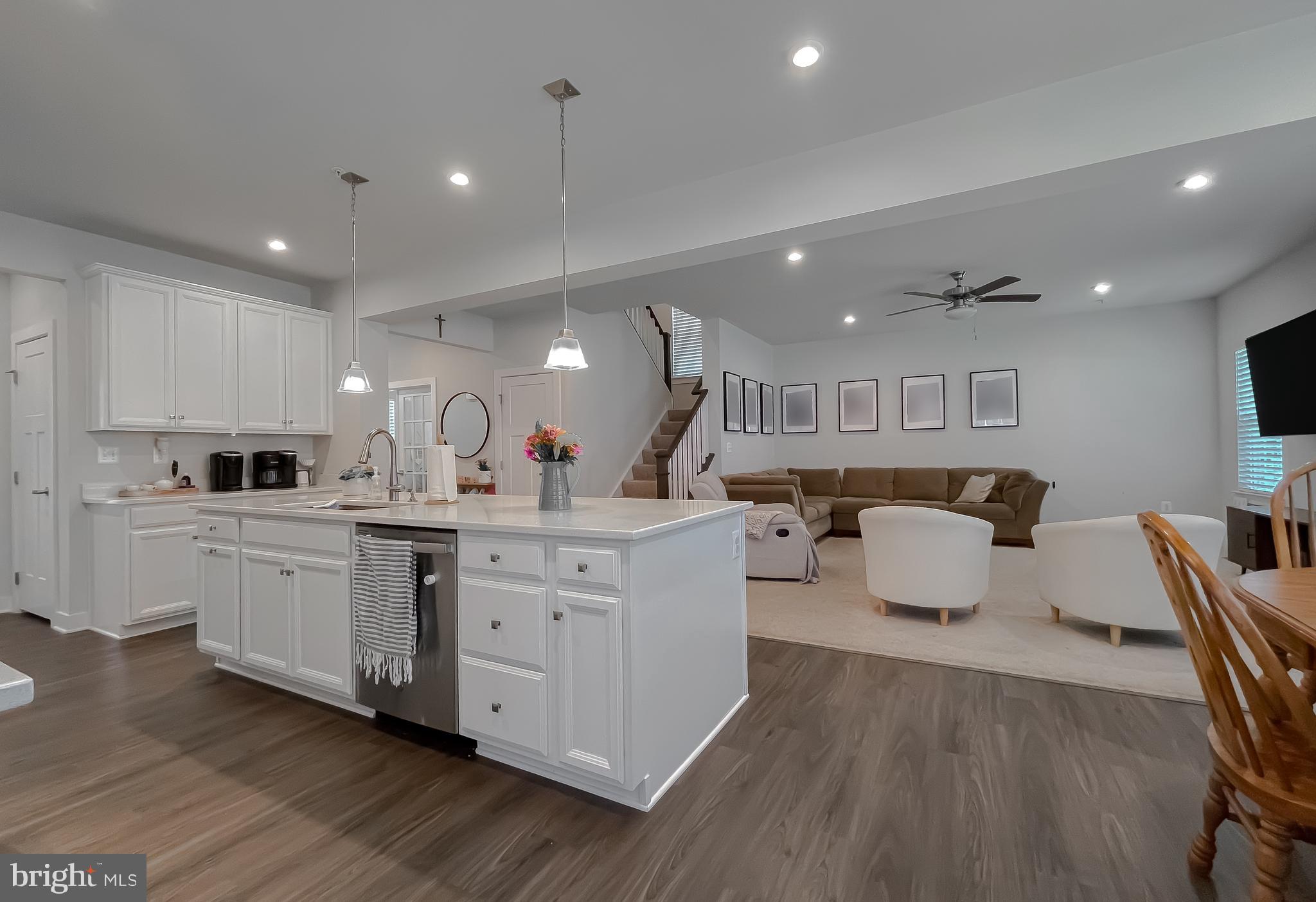 HERITAGE WOODS - Residential