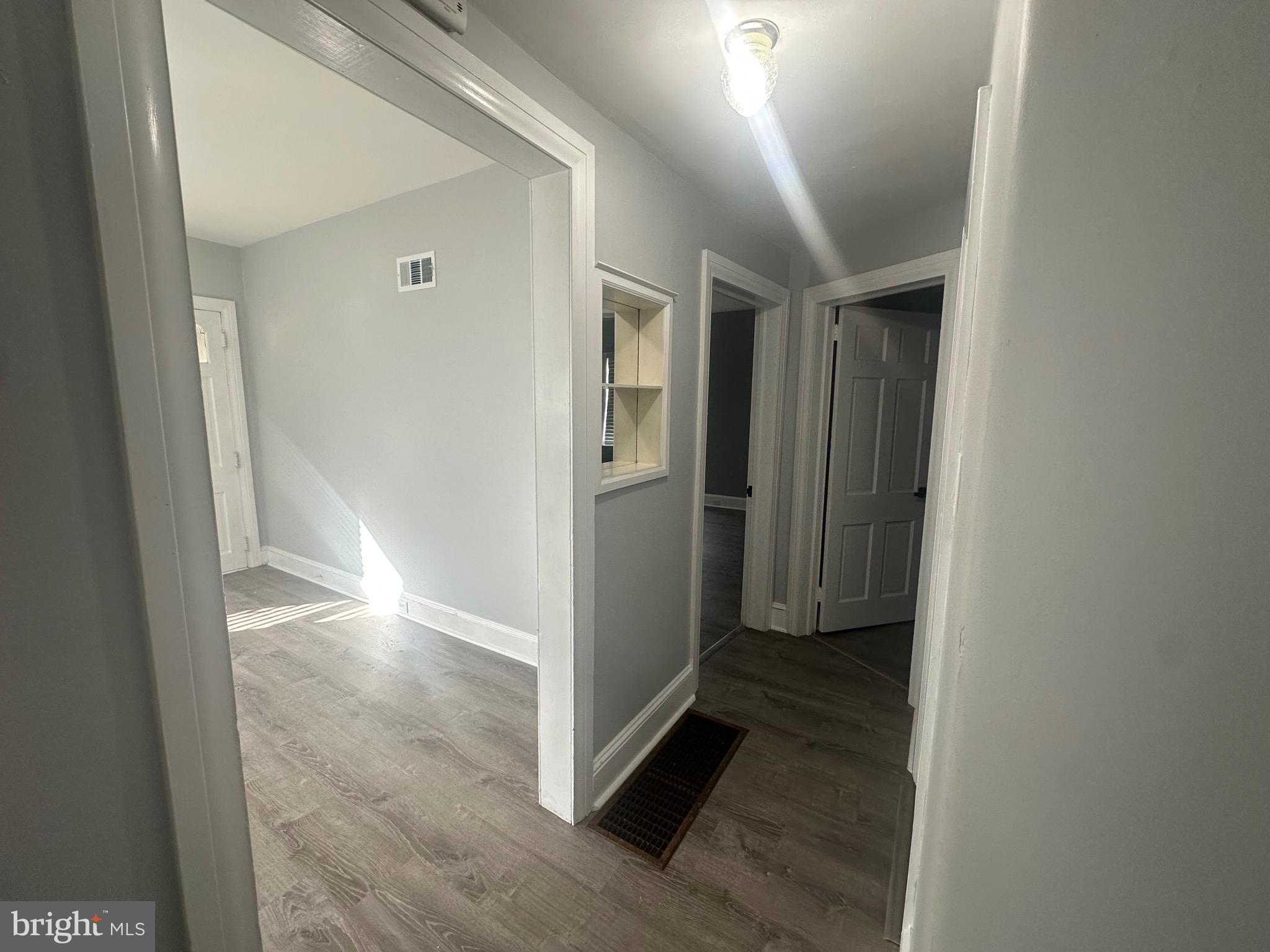 1109 W JAMES STREET 1