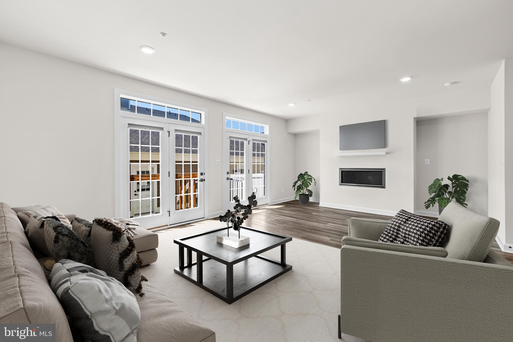 GREENLEIGH AT CROSSROADS - Residential Lease