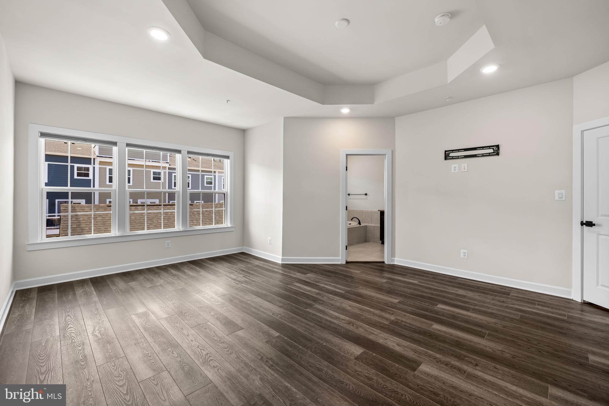 GREENLEIGH AT CROSSROADS - Residential Lease