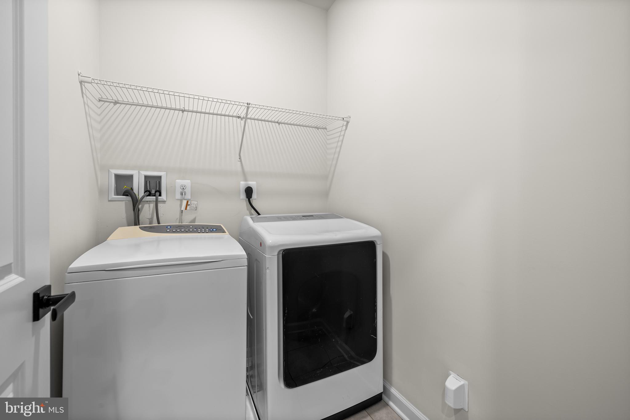 GREENLEIGH AT CROSSROADS - Residential Lease