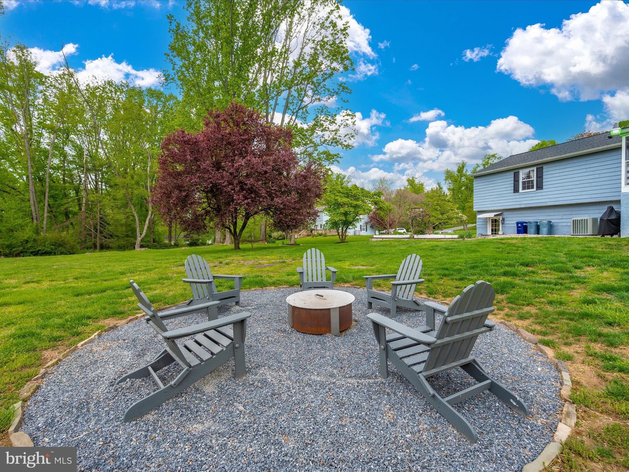 YORK MANOR - Residential