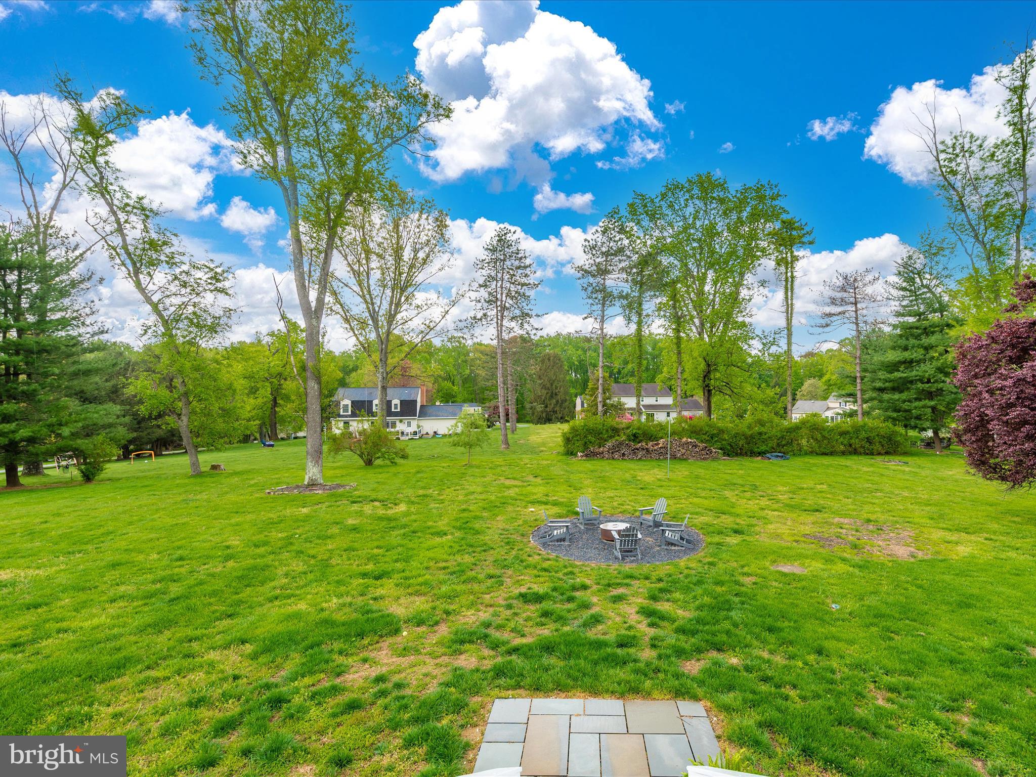 YORK MANOR - Residential