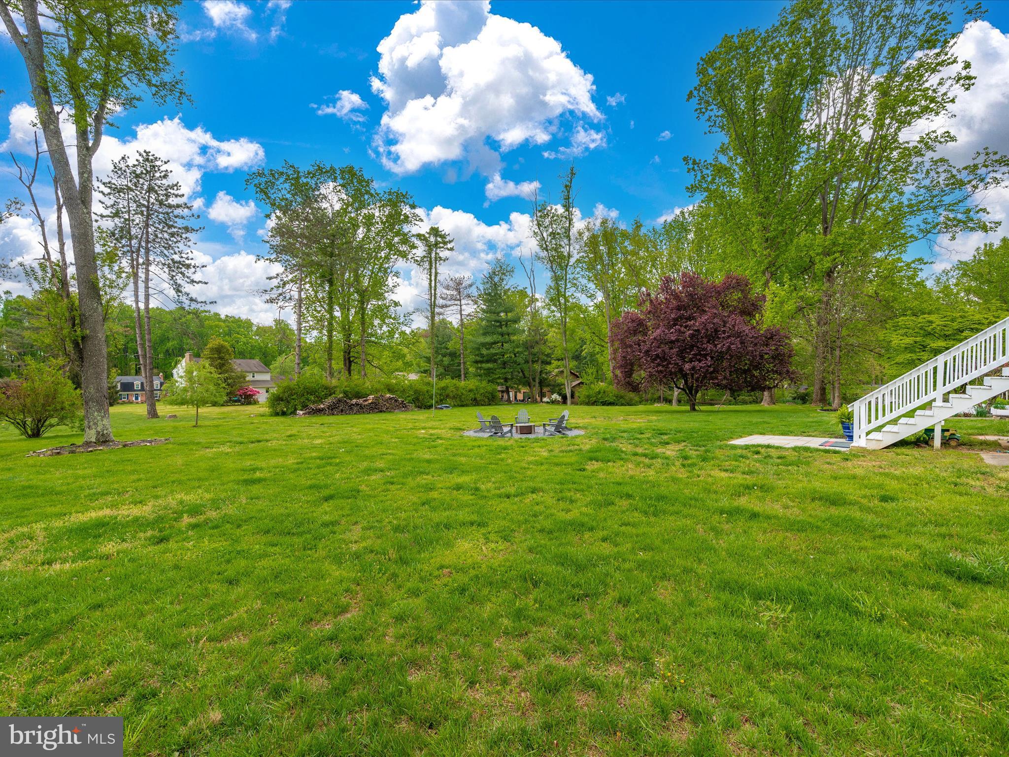 YORK MANOR - Residential