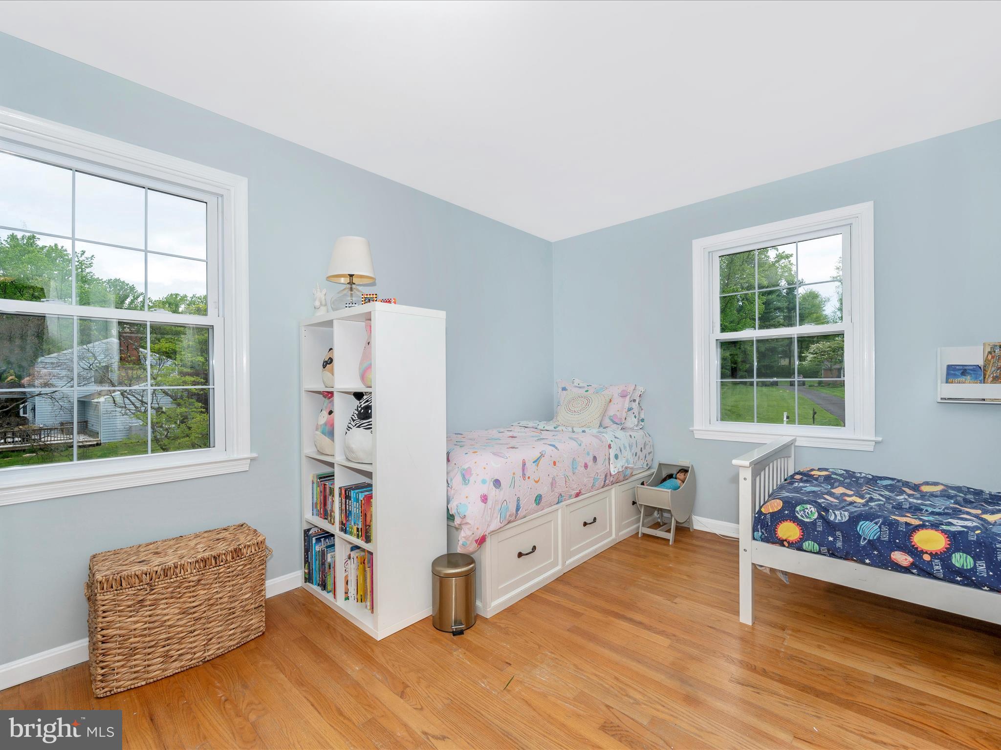 YORK MANOR - Residential