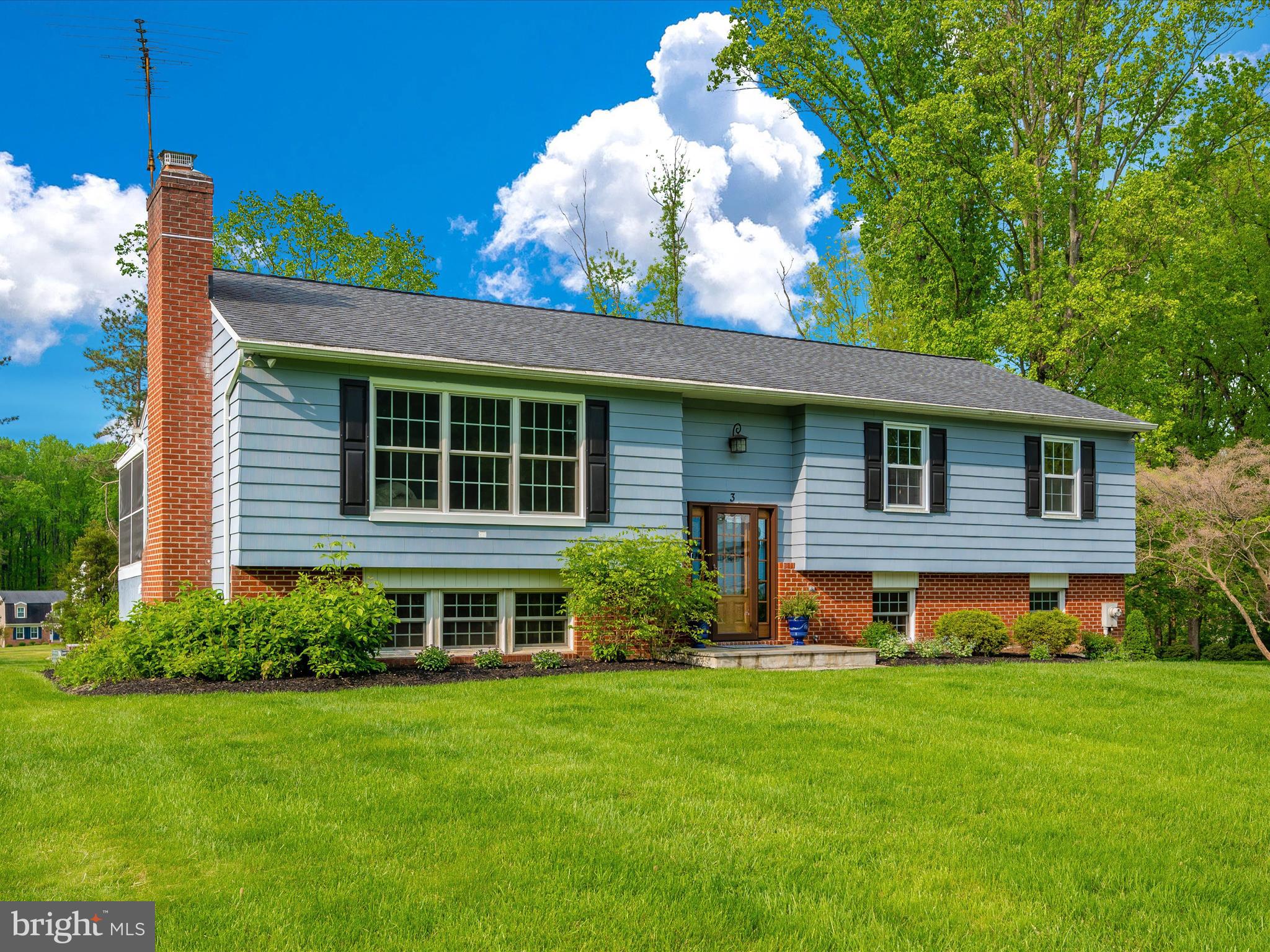 YORK MANOR - Residential