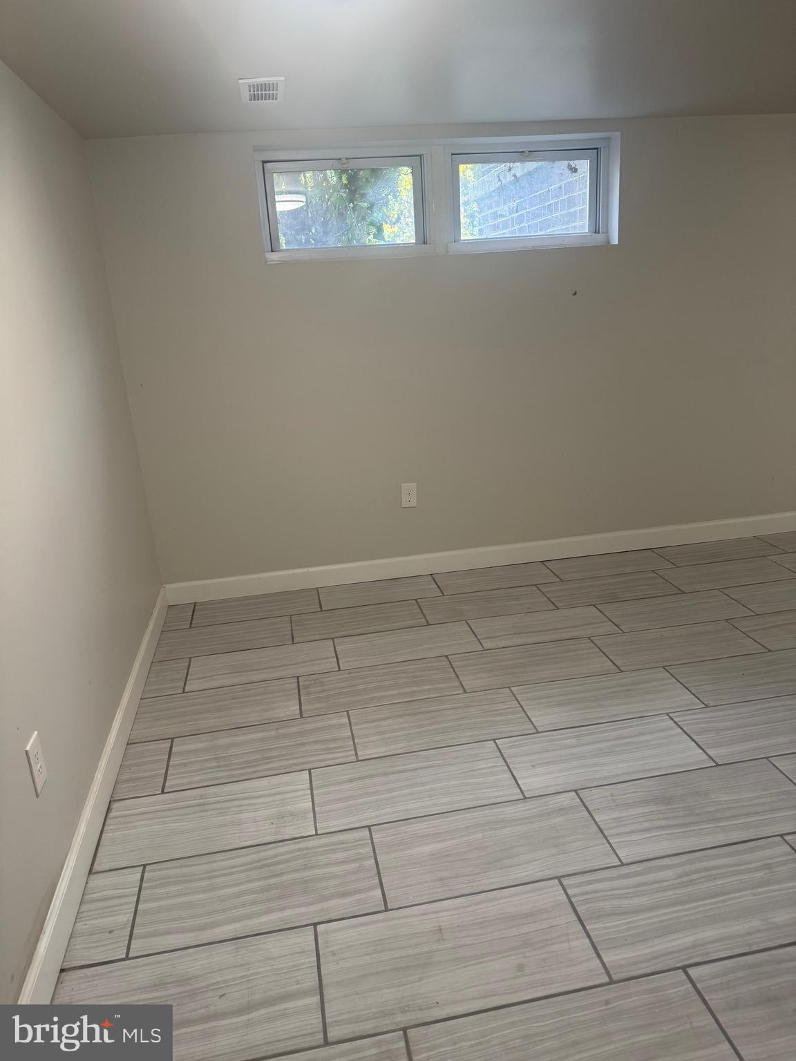 NORTHWOOD - Residential