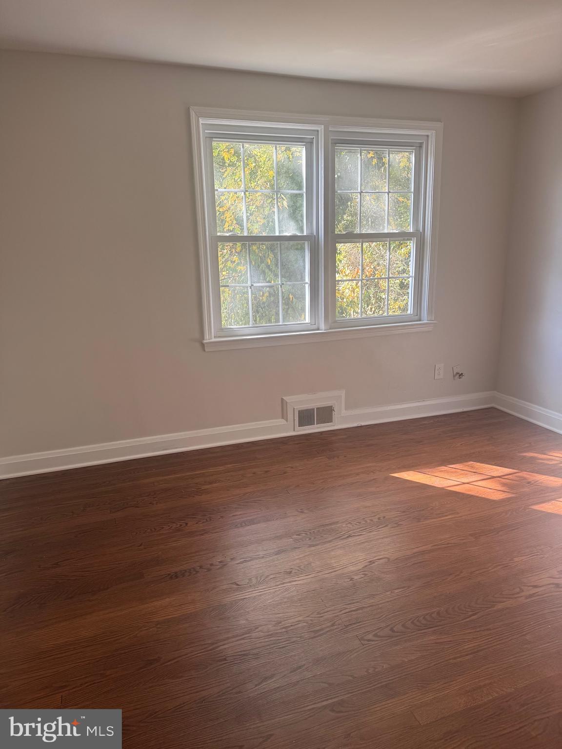 NORTHWOOD - Residential