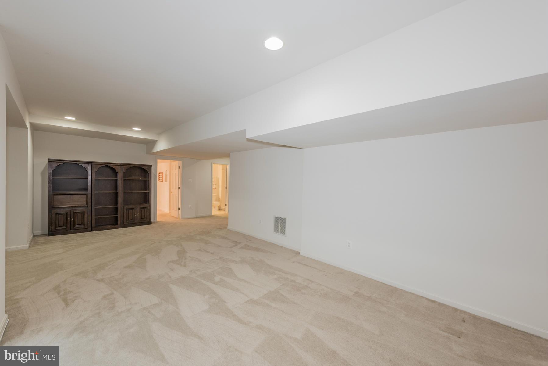 WORTHINGTON RESERVES - Residential