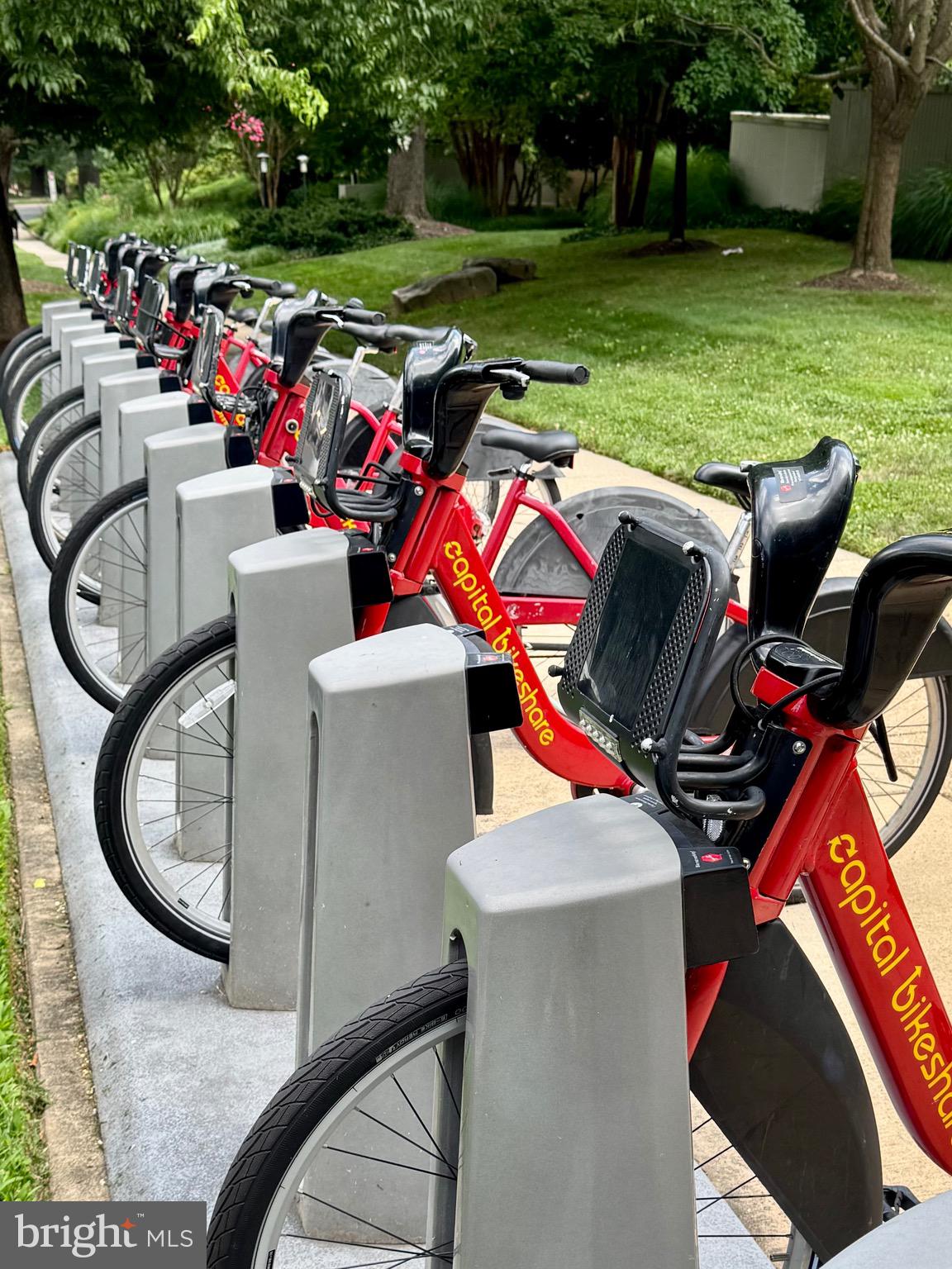 PROMENADE TOWERS - Residential Lease