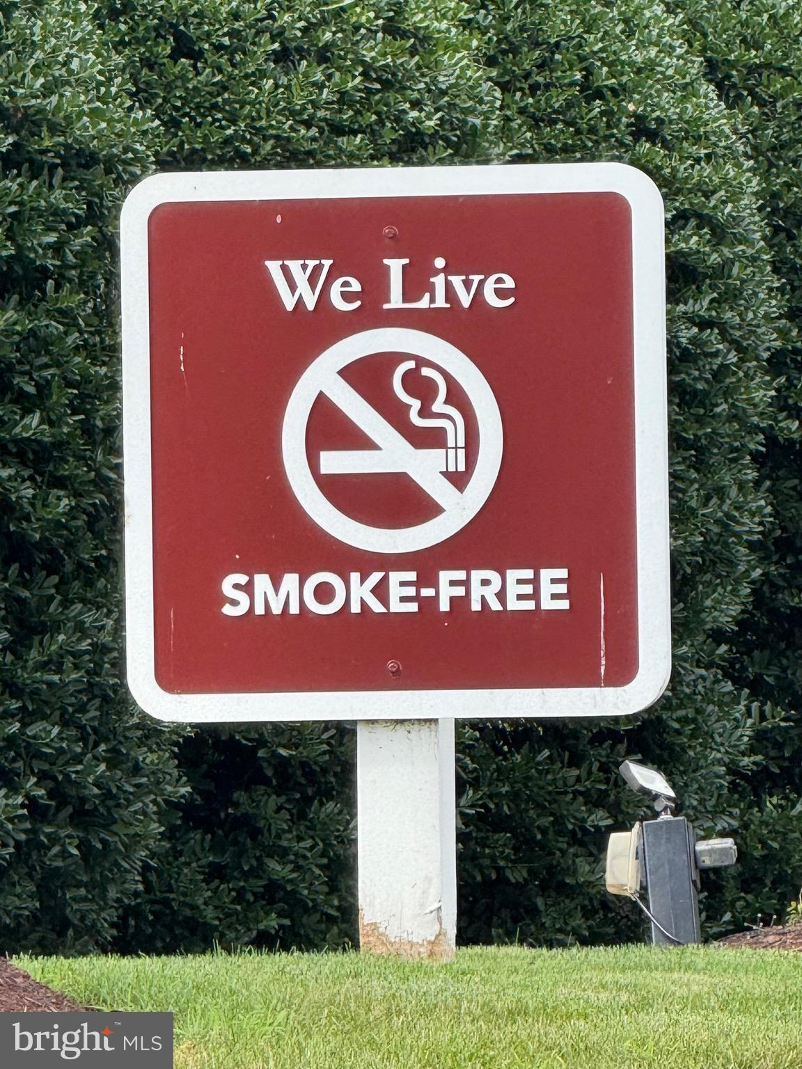 PROMENADE TOWERS - Residential Lease