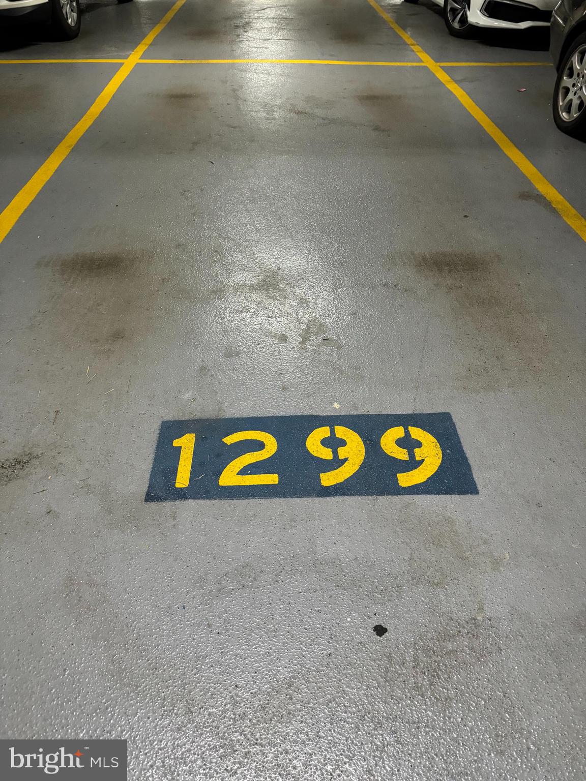 PROMENADE TOWERS - Residential Lease