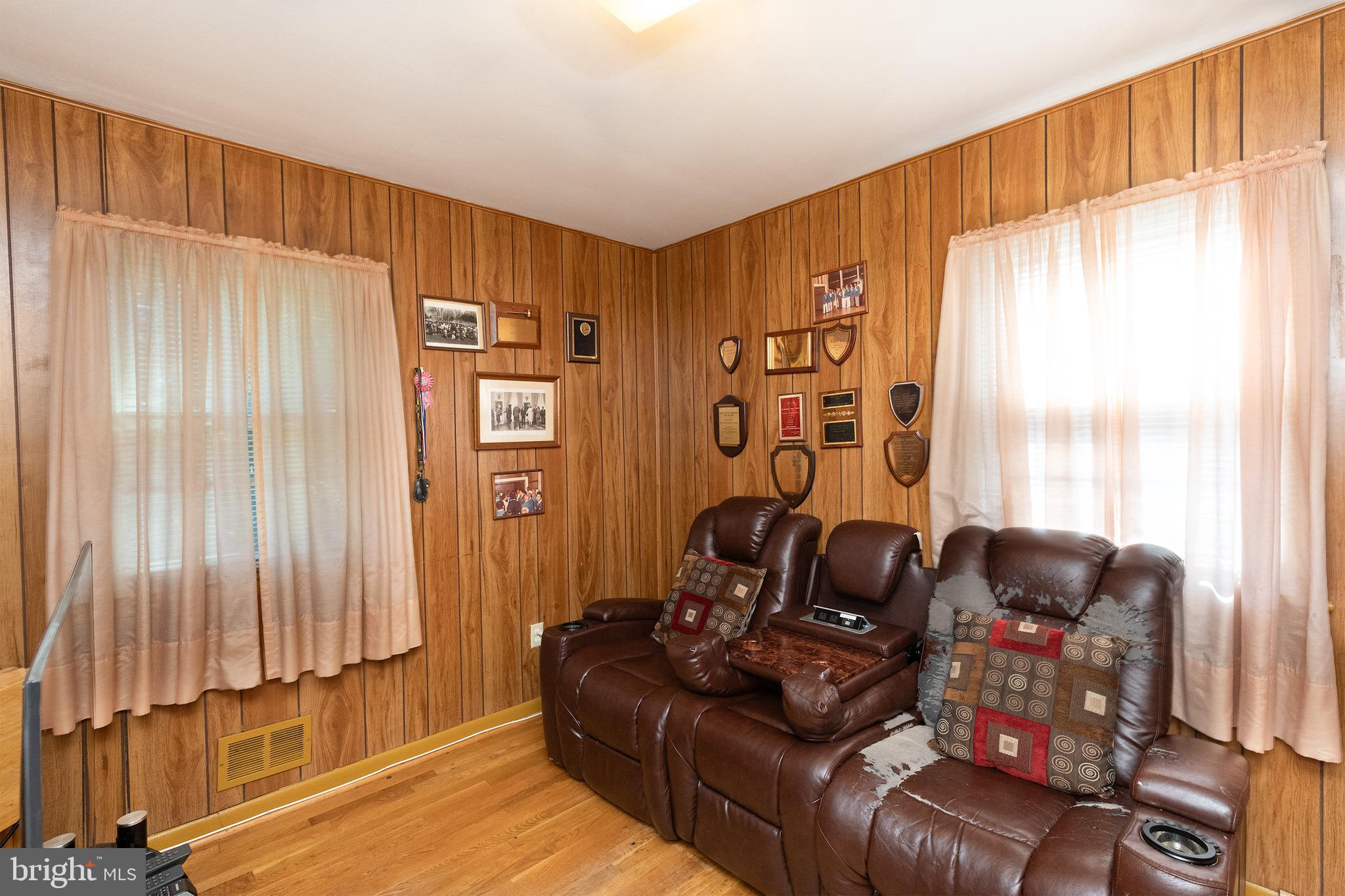 ARDMORE VILLAGE - Residential