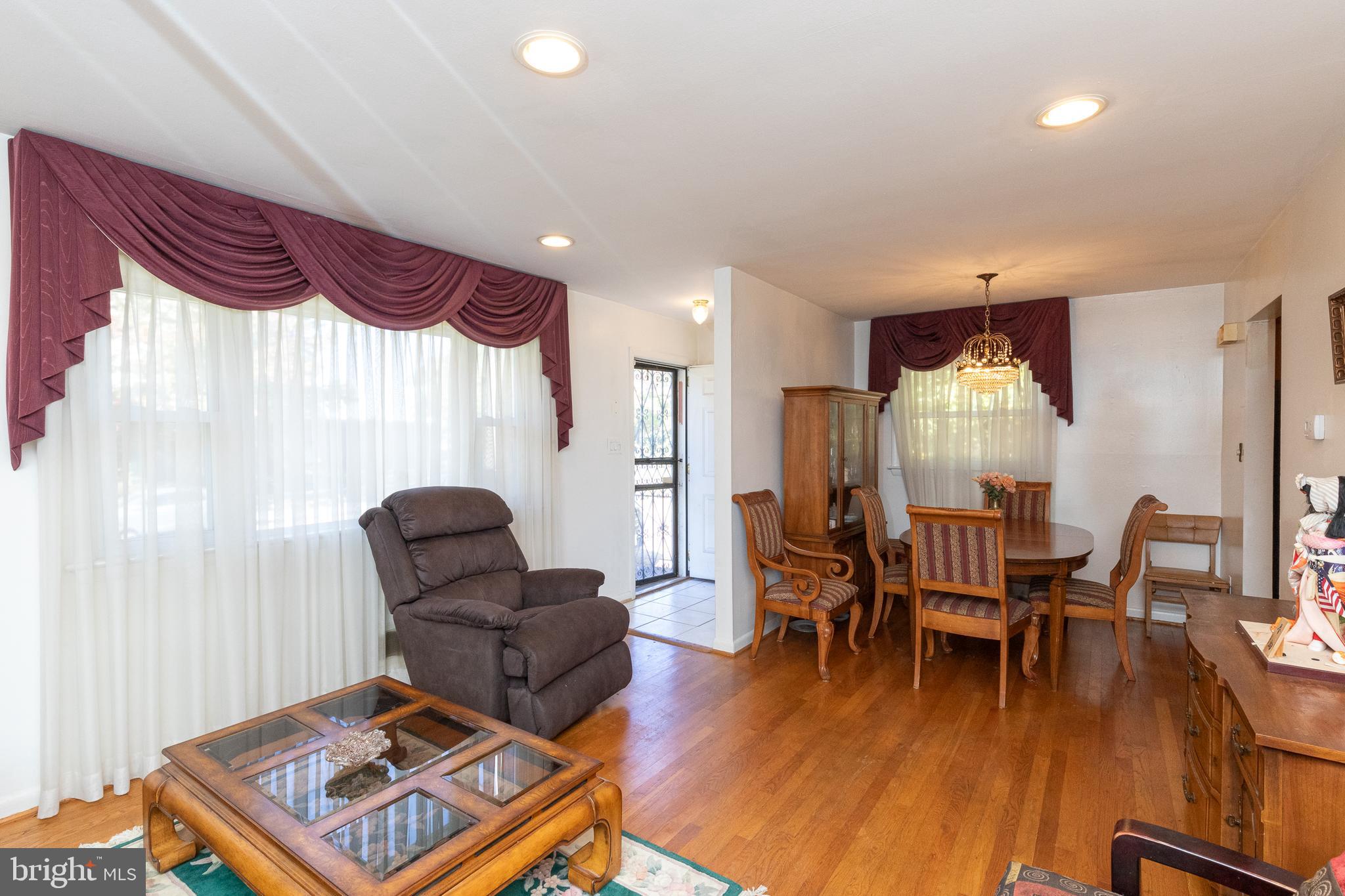 ARDMORE VILLAGE - Residential