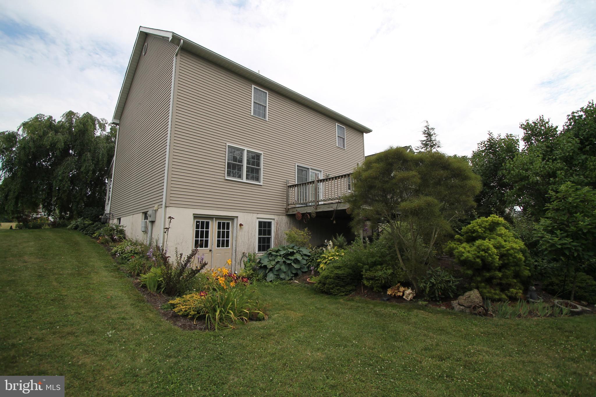 STONEHENGE - Residential