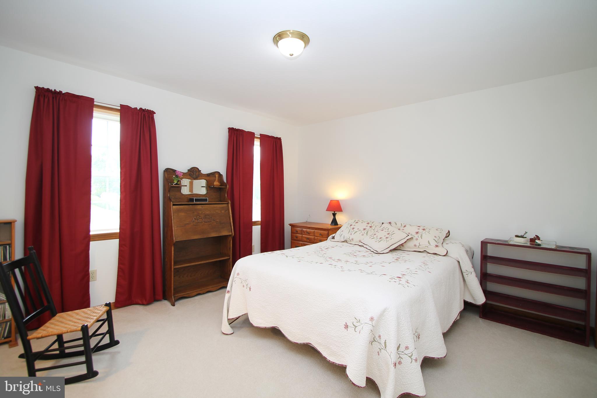 STONEHENGE - Residential