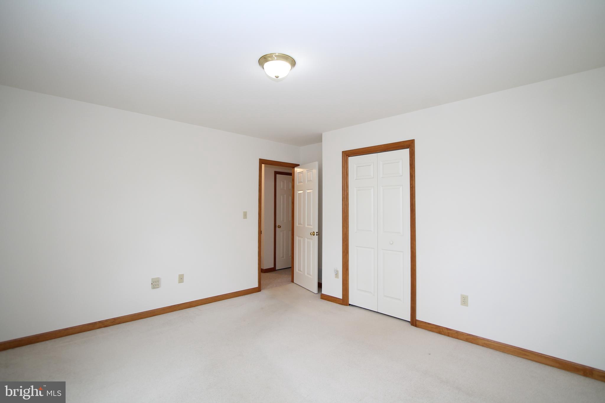 STONEHENGE - Residential