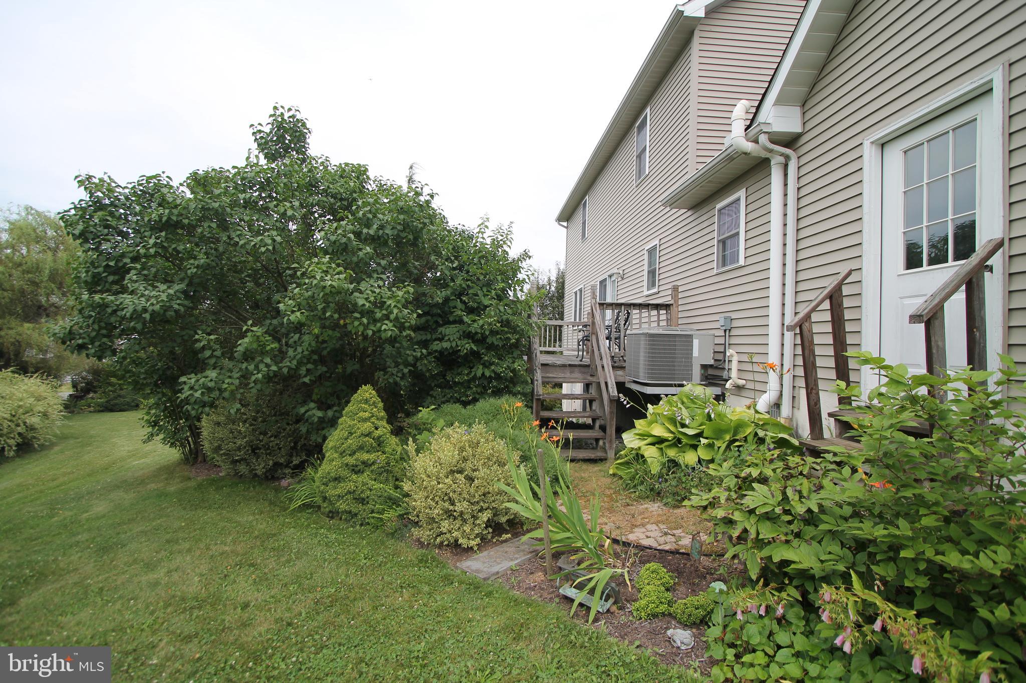 STONEHENGE - Residential