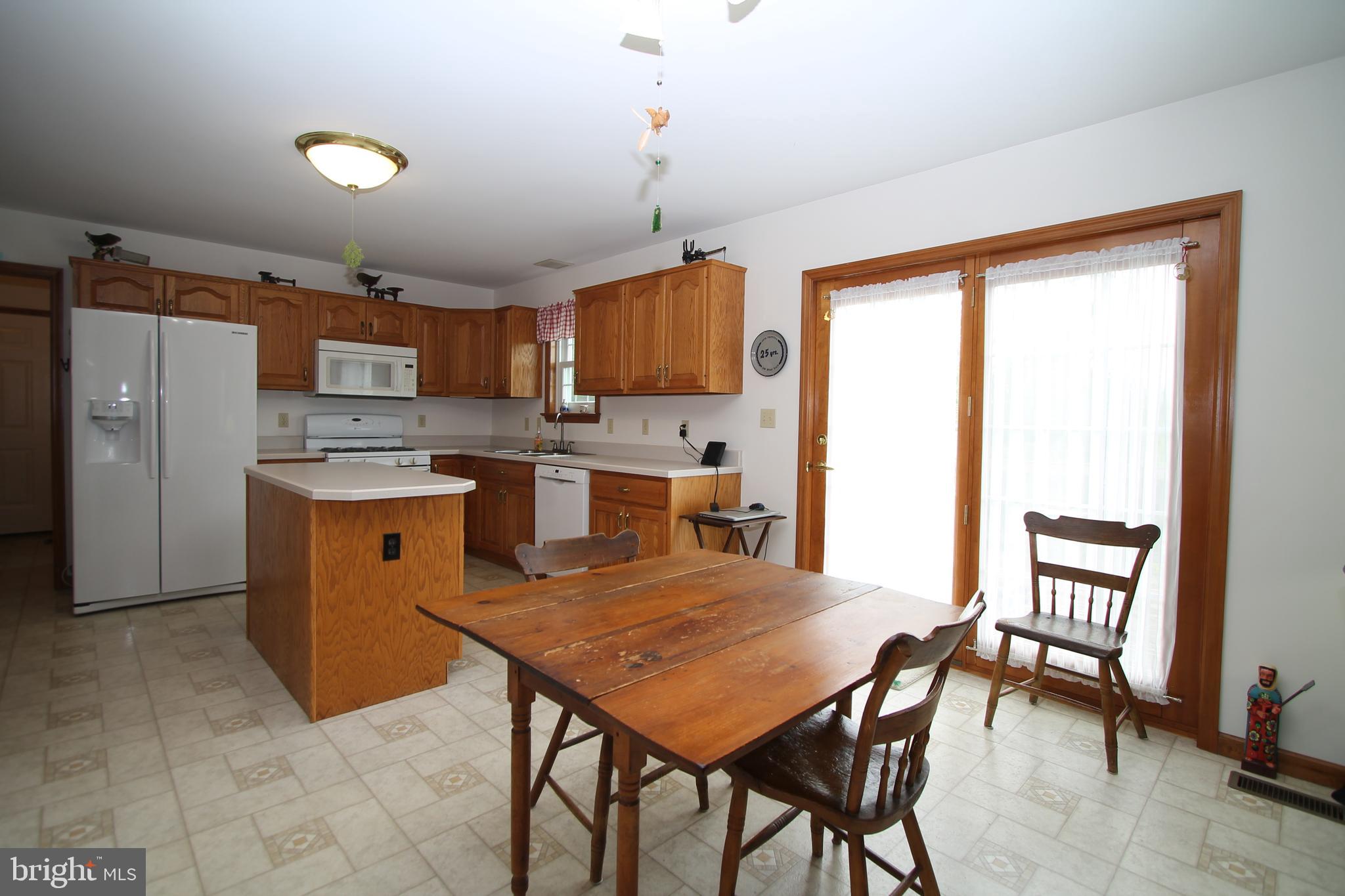 STONEHENGE - Residential