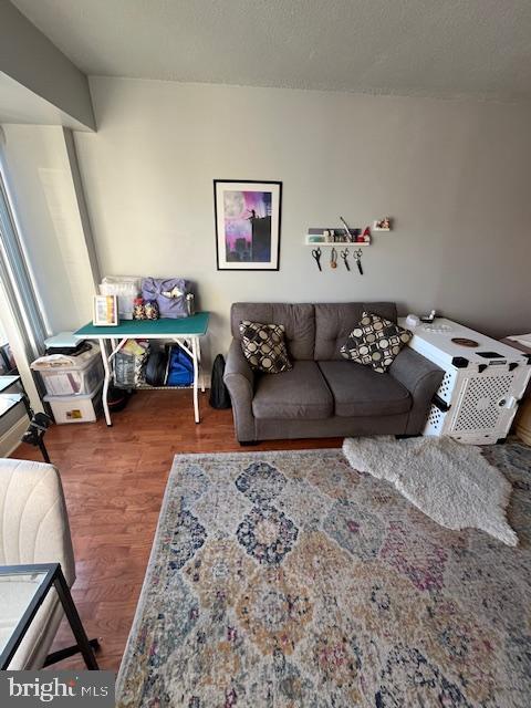 SPRING GARDEN - Residential