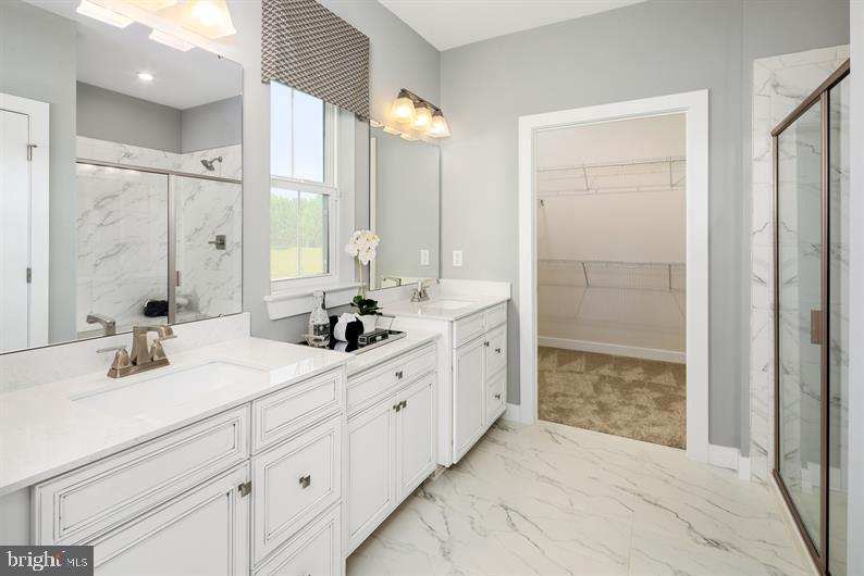 TWO RIVERS - Residential