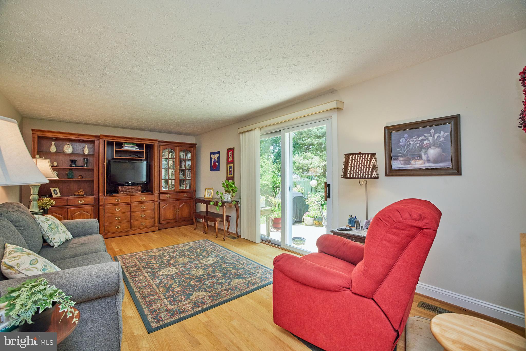 STONEYBROOKE - Residential