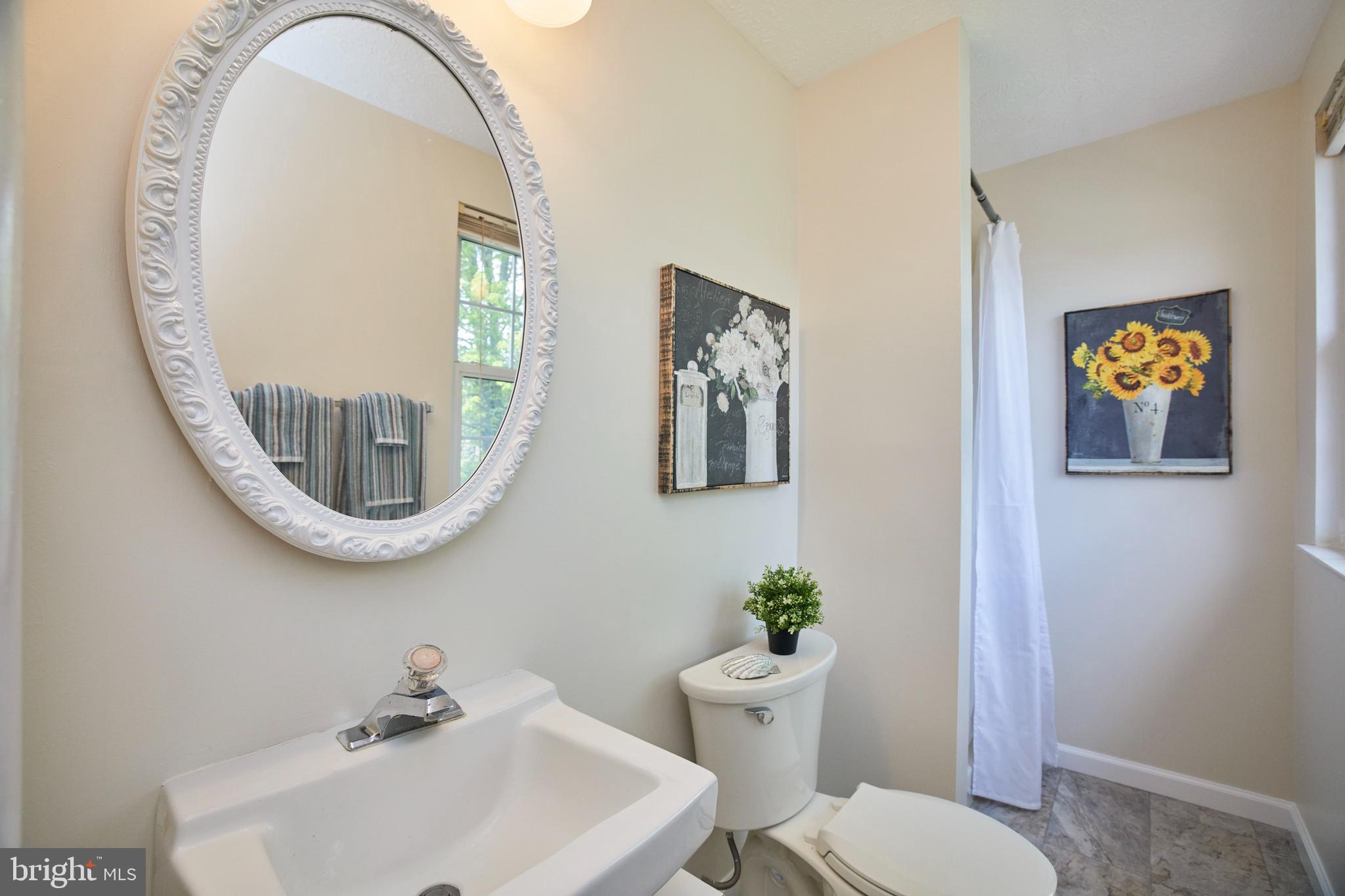 STONEYBROOKE - Residential