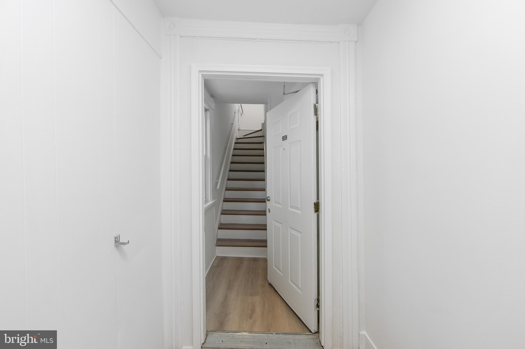 201 CHESTER AVENUE C