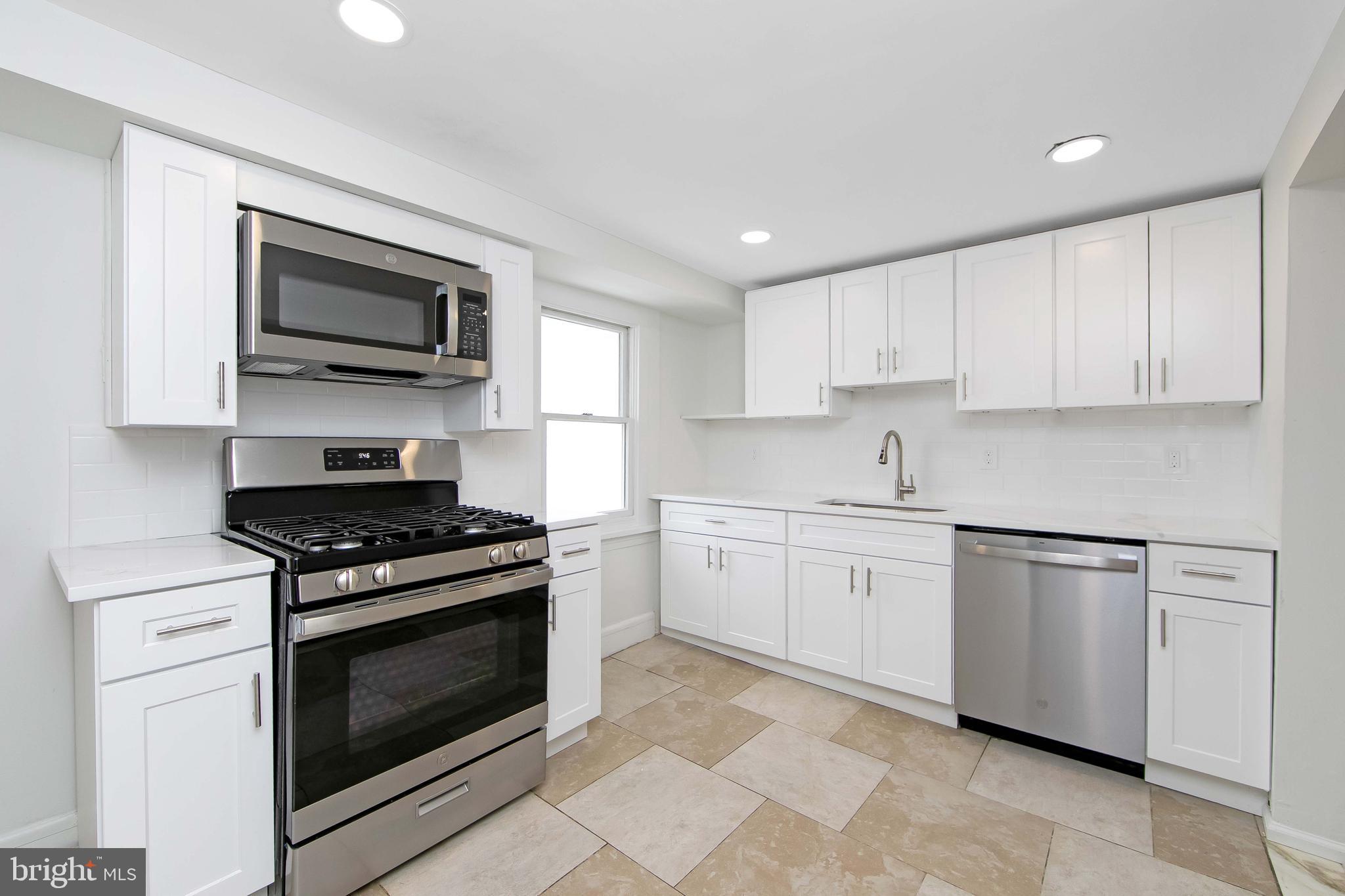 201 CHESTER AVENUE C