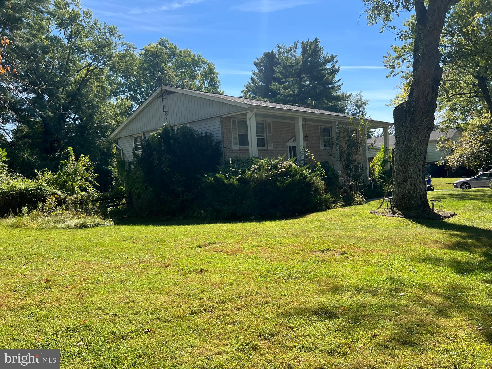 2505 JONATHAN ROAD