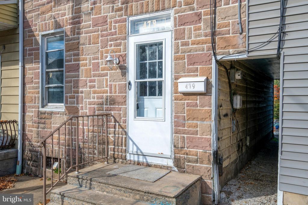 Photo of 479 Manor Street, Columbia, PA 17512 (MLS # PALA2043368)
