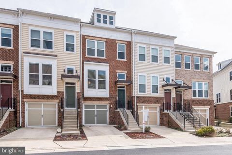 42639 NEW DAWN TERRACE BRAMBLETON VA 20148