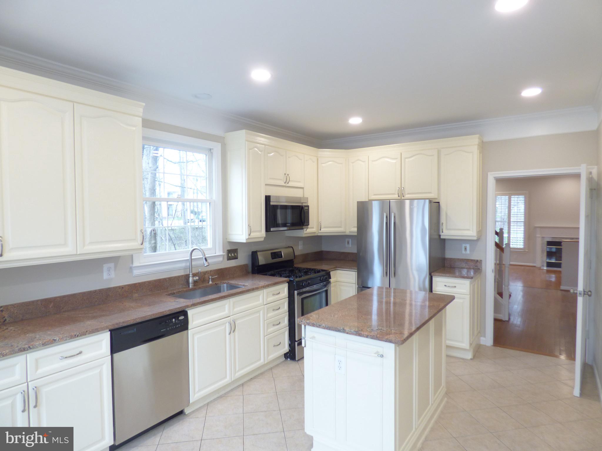 BALDWIN GROVE - Residential