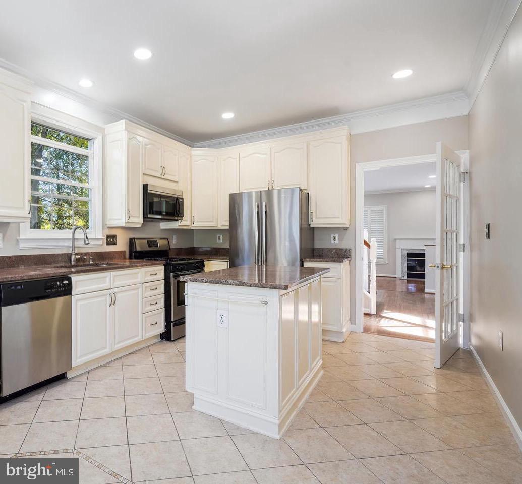 BALDWIN GROVE - Residential