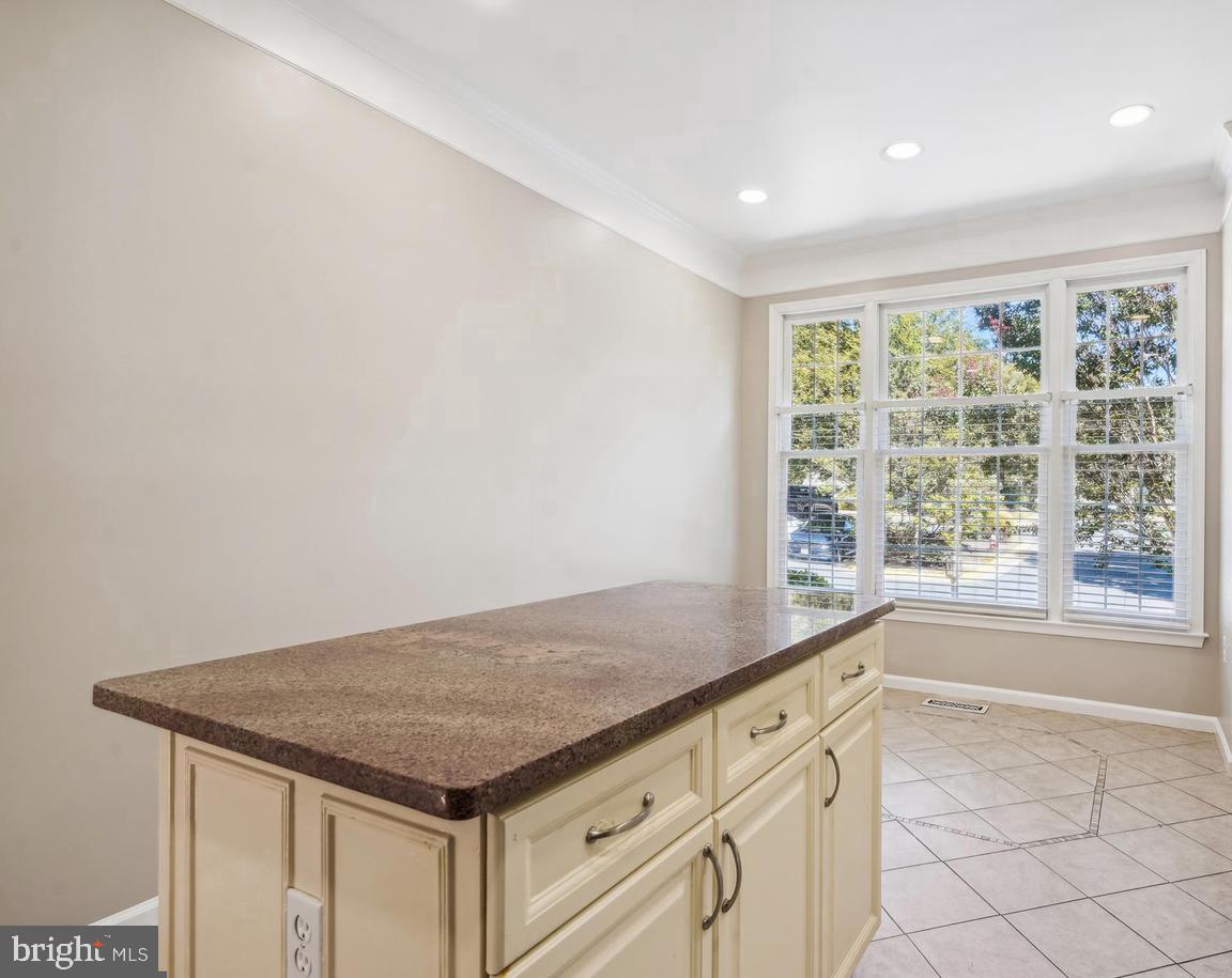 BALDWIN GROVE - Residential