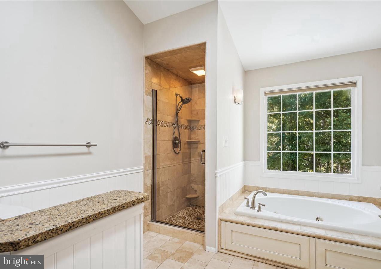 BALDWIN GROVE - Residential