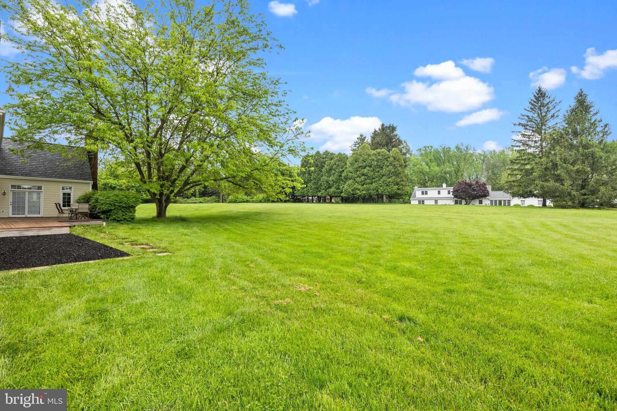 VILLAGE BLACKSHIRE - Residential