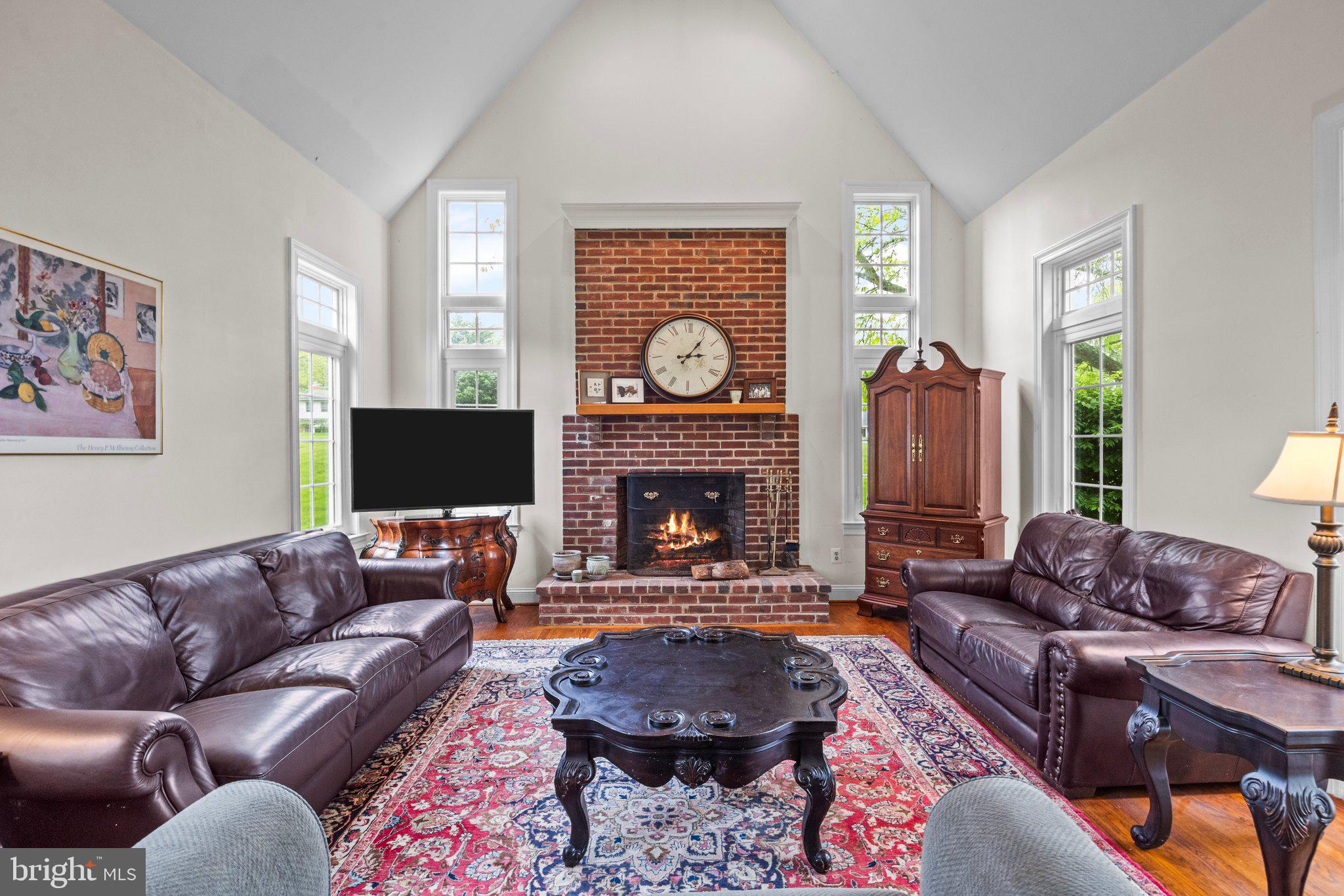 VILLAGE BLACKSHIRE - Residential