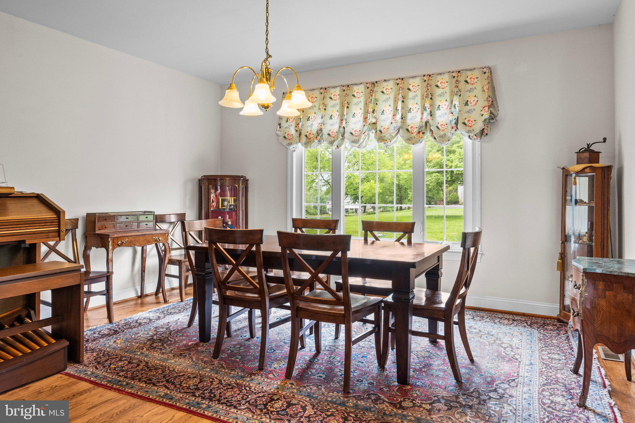 VILLAGE BLACKSHIRE - Residential