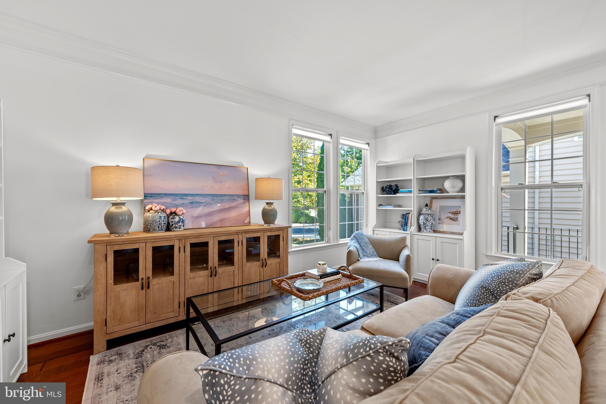 BROADLANDS SOUTH - Residential