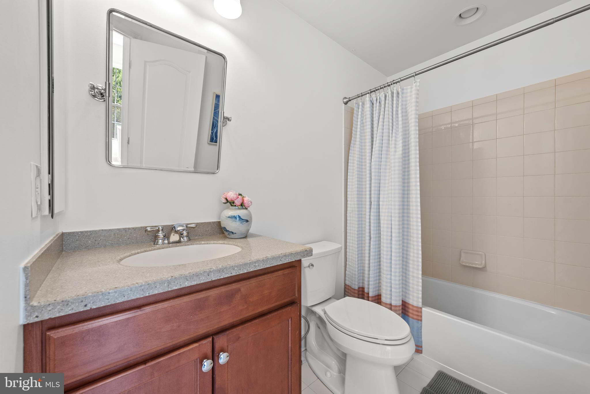 BROADLANDS SOUTH - Residential