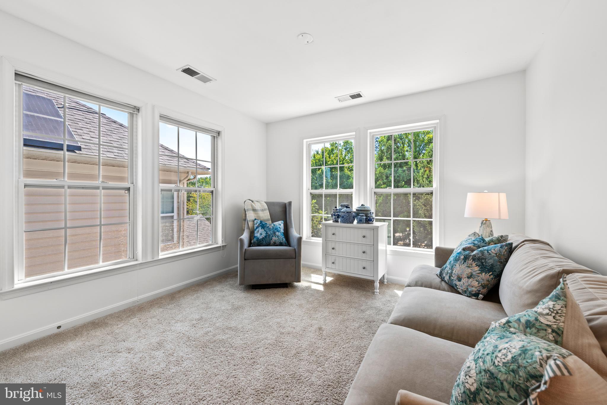 BROADLANDS SOUTH - Residential