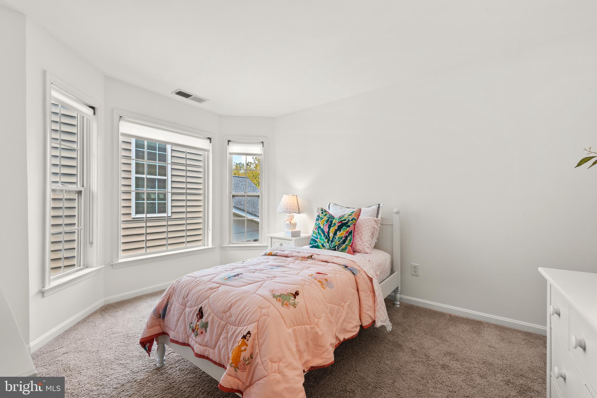 BROADLANDS SOUTH - Residential