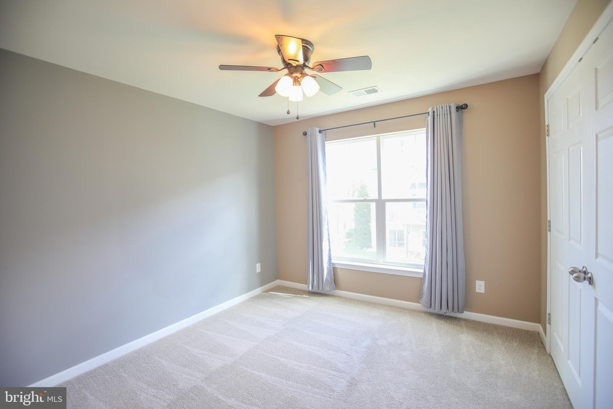 EAST GATE 3 CONDOMINIUM - Residential