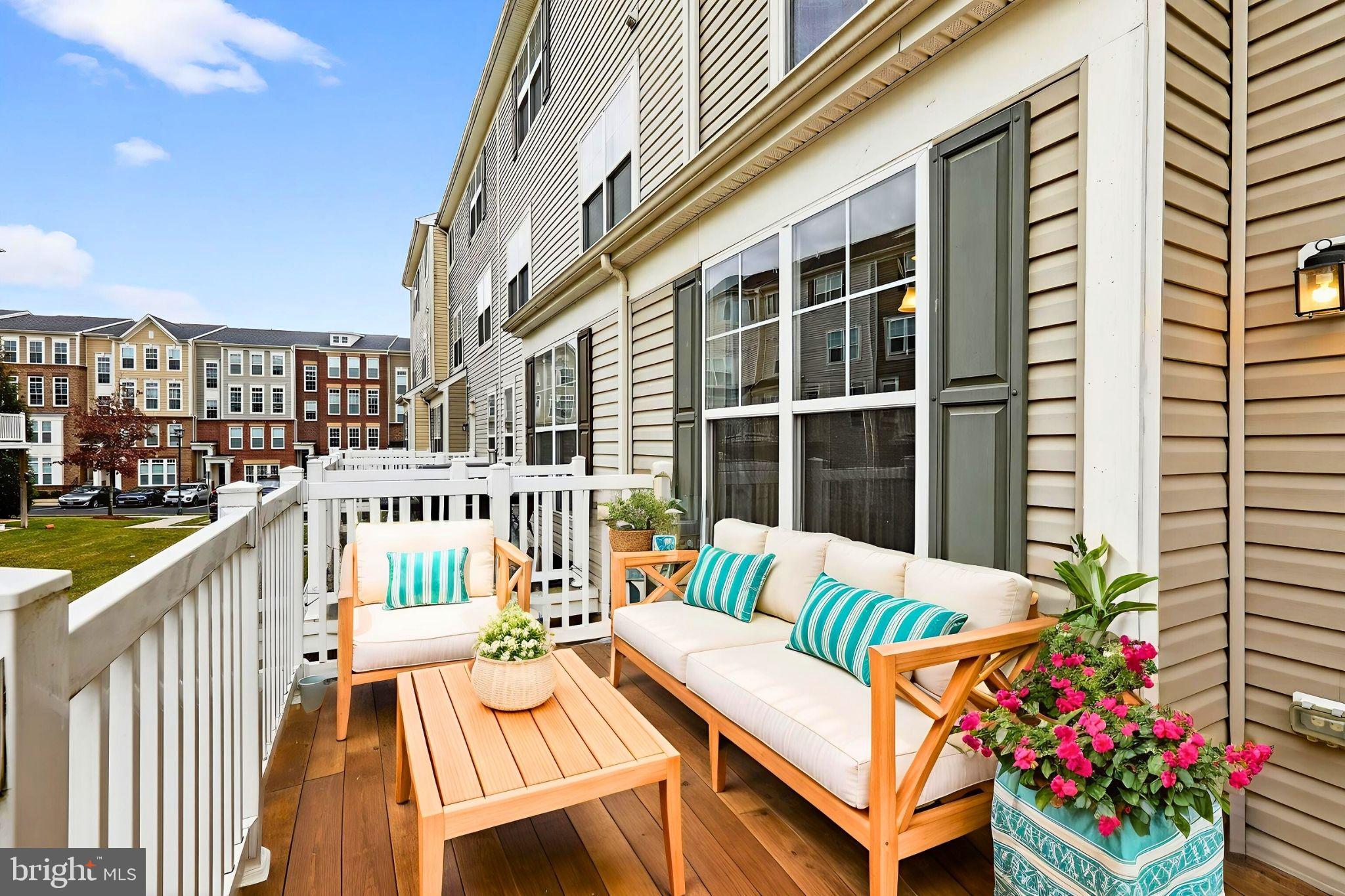 EAST GATE 3 CONDOMINIUM - Residential