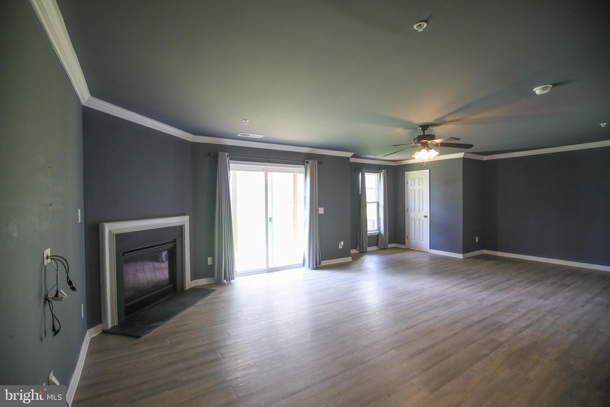 EAST GATE 3 CONDOMINIUM - Residential